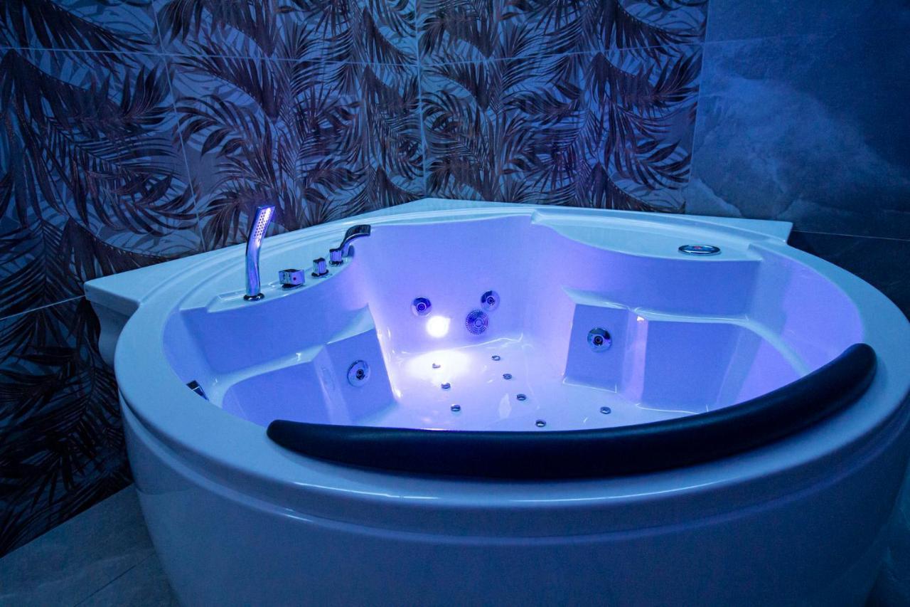 Royal Playa Suite And Apartament -Private Parking- Self Chek Out Katania Zewnętrze zdjęcie